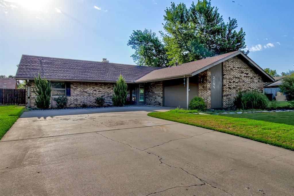 2105 Merrimac, Enid, OK 73703 Main Photo