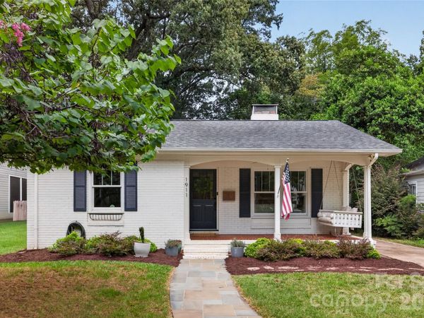 1911 Club Road, Charlotte, NC 28205