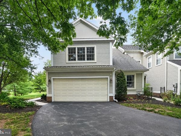 309 OAK HILL LANE, WYOMISSING, PA 19610