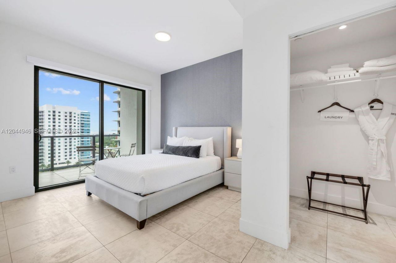 239 SW 9th St , Unit 1801, Miami, FL 33130 Photo