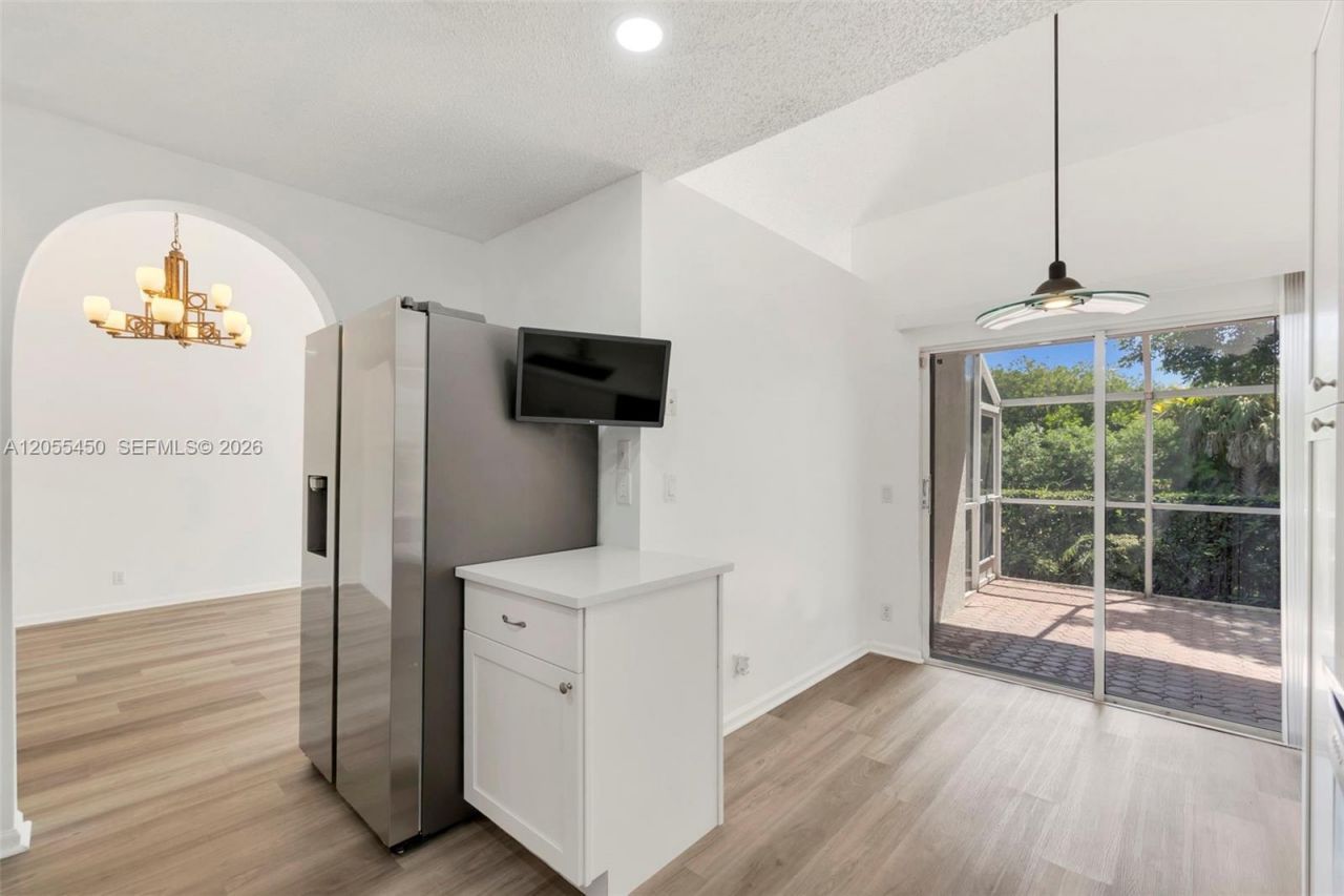 7370 NW 61st Ter, Parkland, FL 33067 Photo