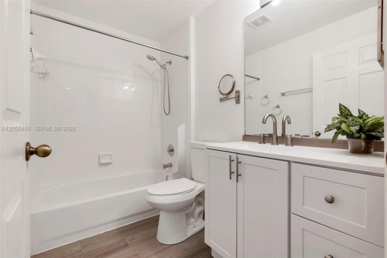 7370 NW 61st Ter, Parkland, FL 33067 Photo