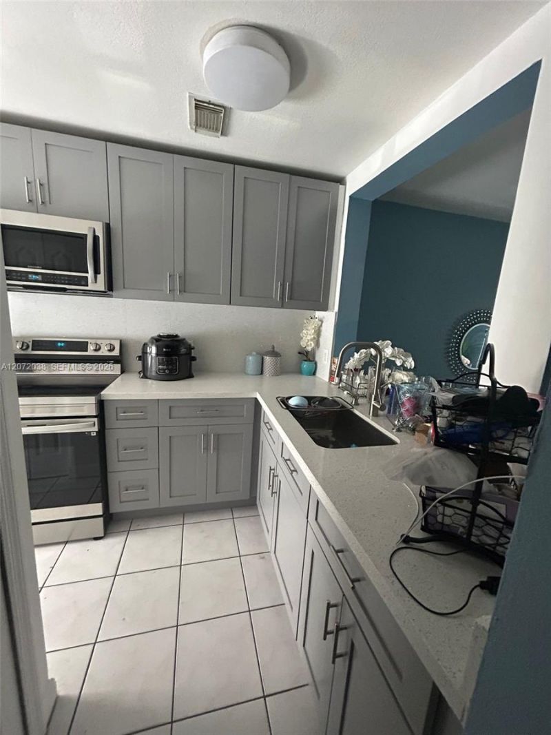 Please Call For Address, Unit 2, Miami, FL 33126 Photo