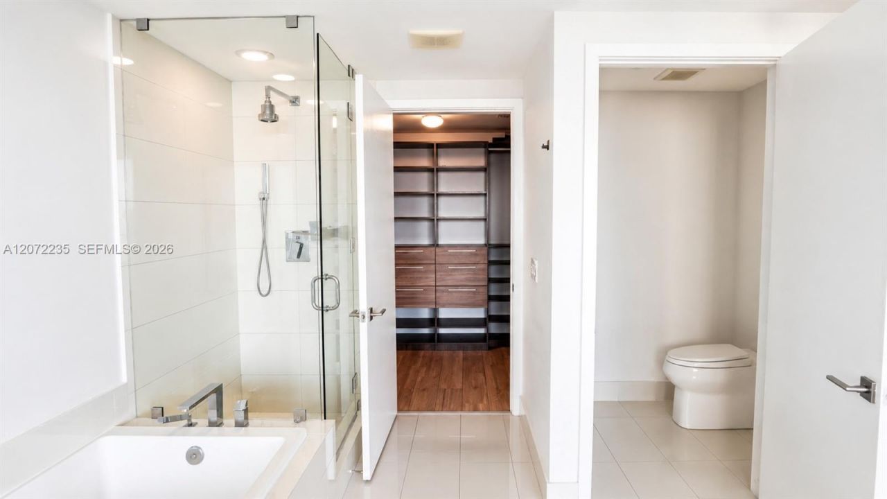 650 NE 32nd St, Unit 1502, Miami, FL 33137 Photo