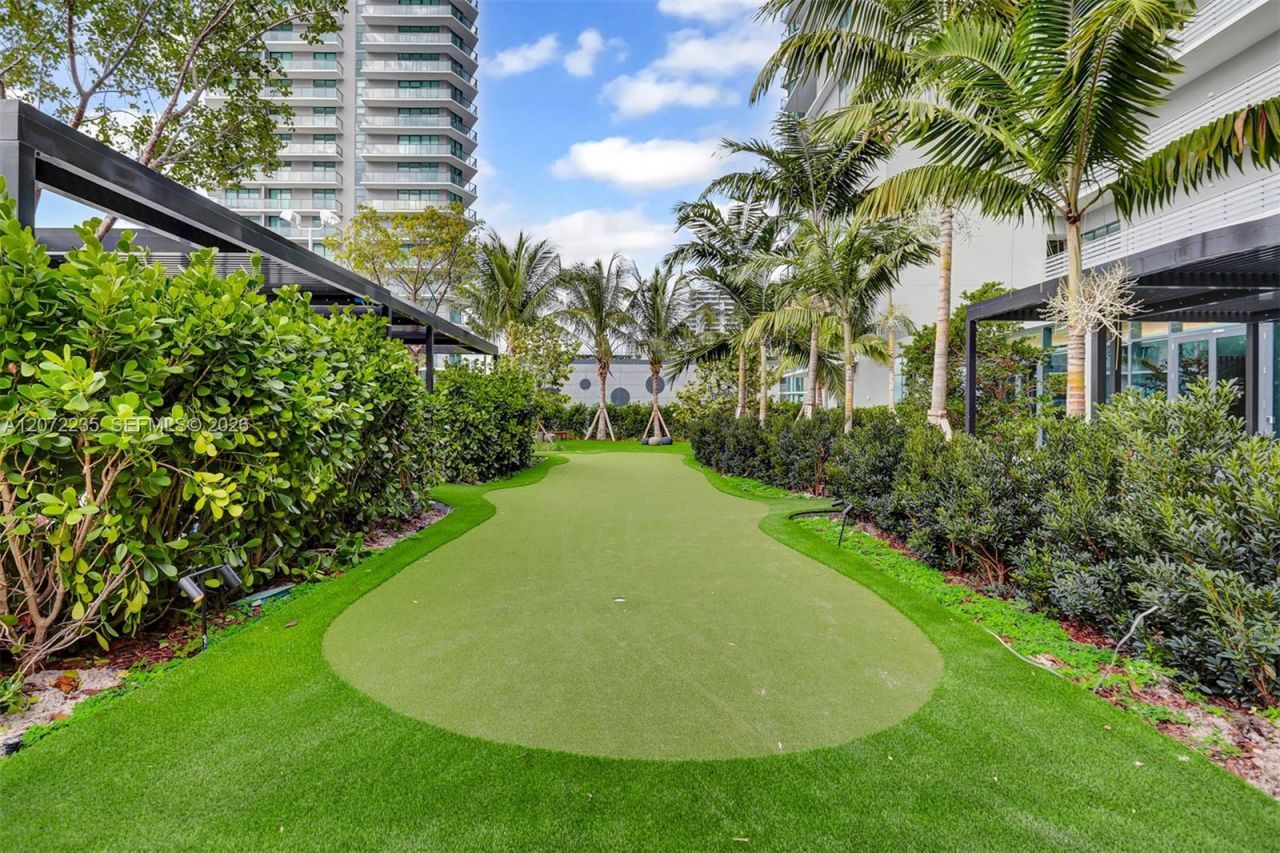 650 NE 32nd St, Unit 1502, Miami, FL 33137 Photo