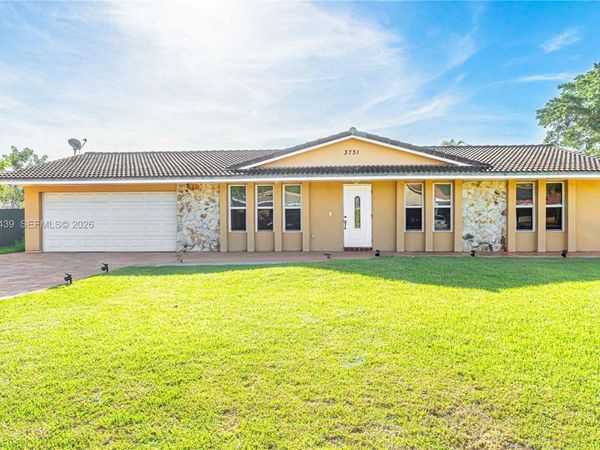3731 NW 109th Ave , Coral Springs, FL 33065