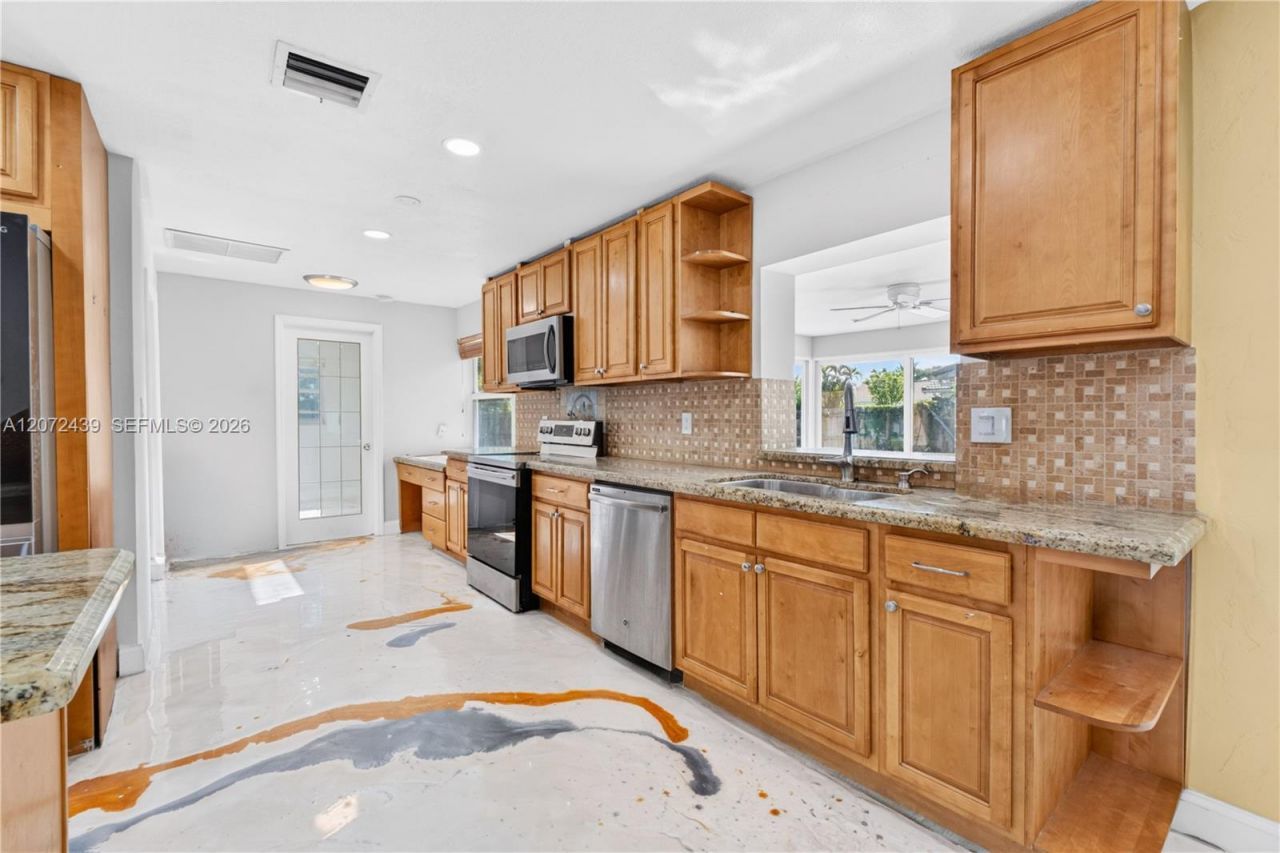 3731 NW 109th Ave , Coral Springs, FL 33065 Photo