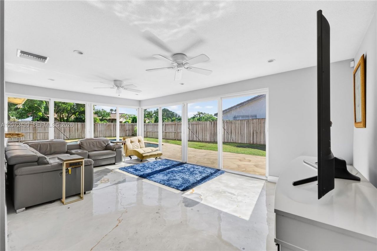 3731 NW 109th Ave , Coral Springs, FL 33065 Photo