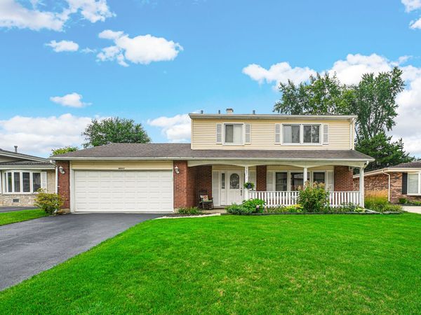 9031 Shady Drive , Hickory Hills, IL 60457