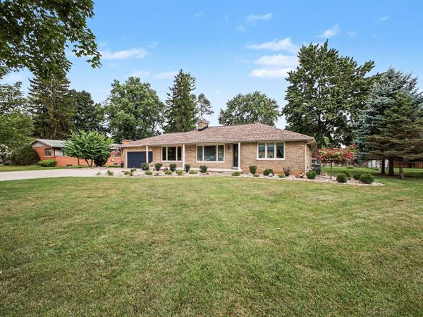 3138 Mccain Road, Jackson, MI 49203