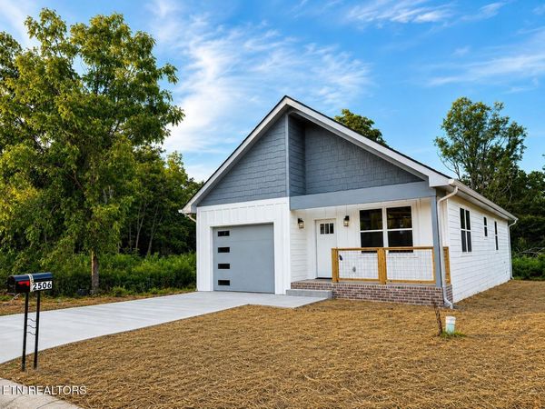 2506 Limestone Court, Sevierville, TN 37876