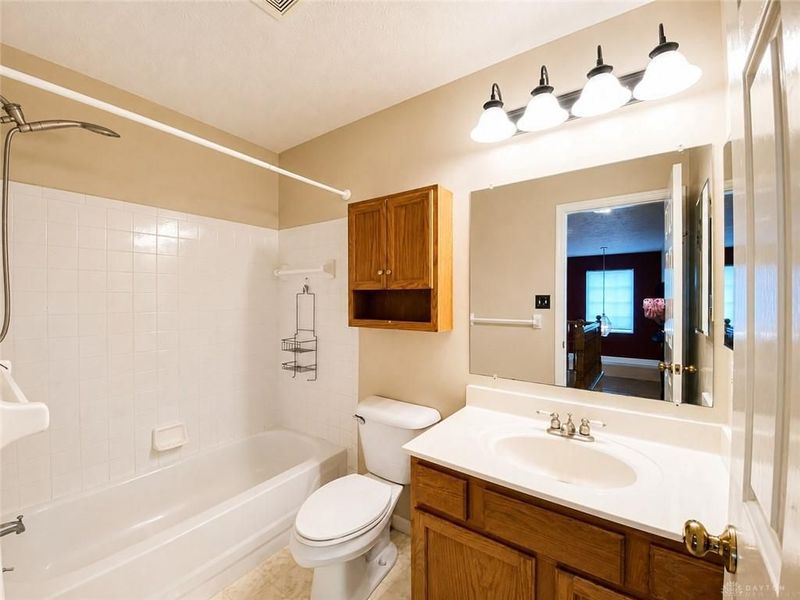 6329 Wellington Place, Huber Heights, OH 45424 Photo 14