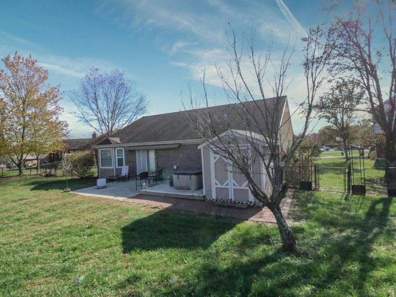 6293 Remington Cove, Burlington, KY 41005 Photo 4