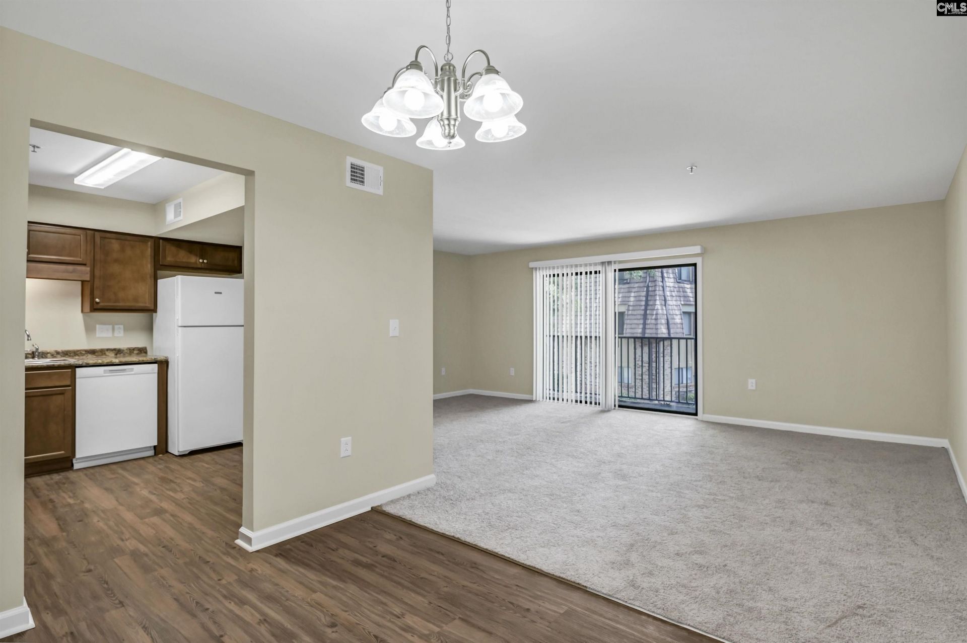 1107 Menlo Drive  Photo 4