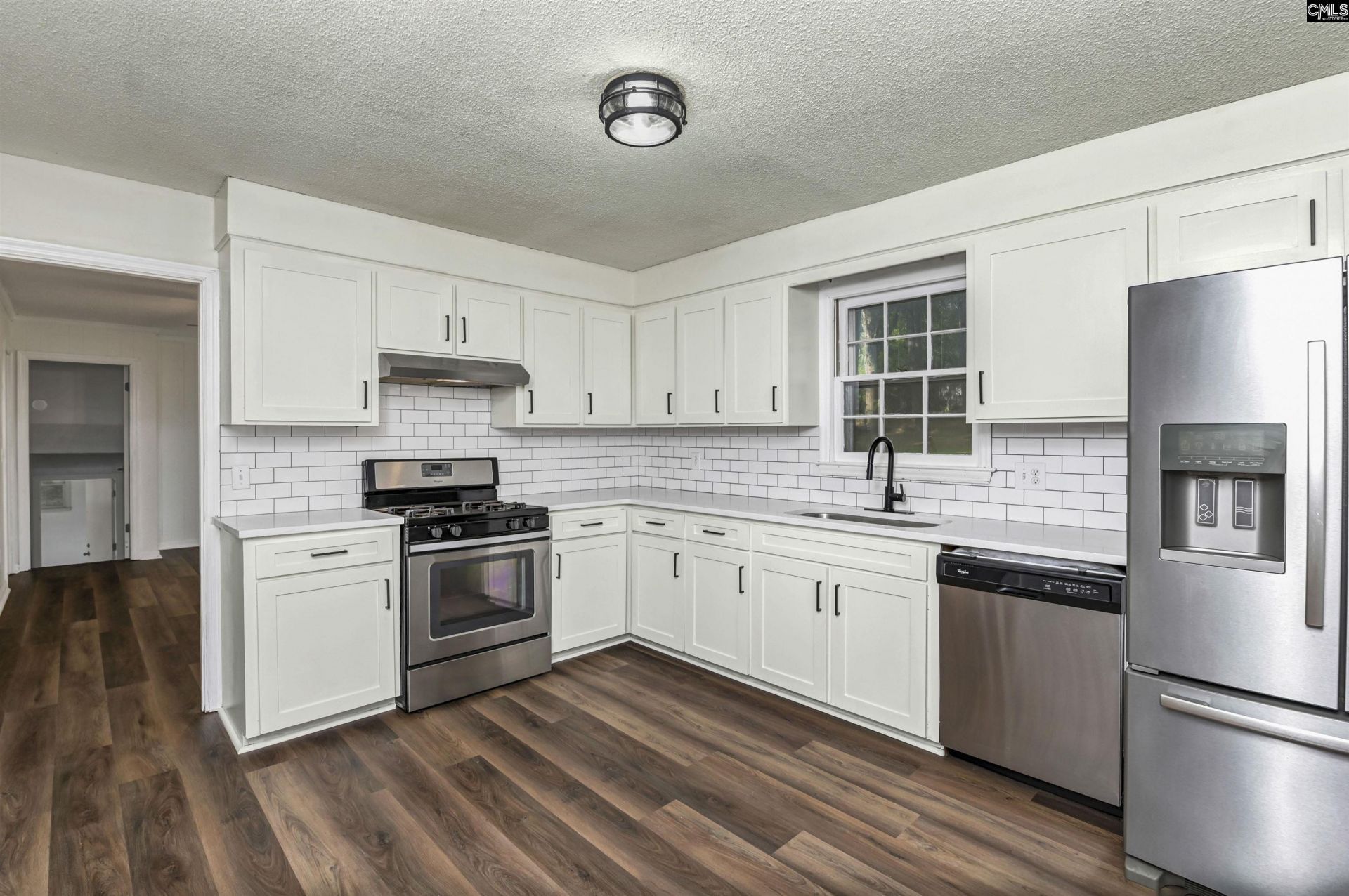 140 Garden Springs Road  Photo 9