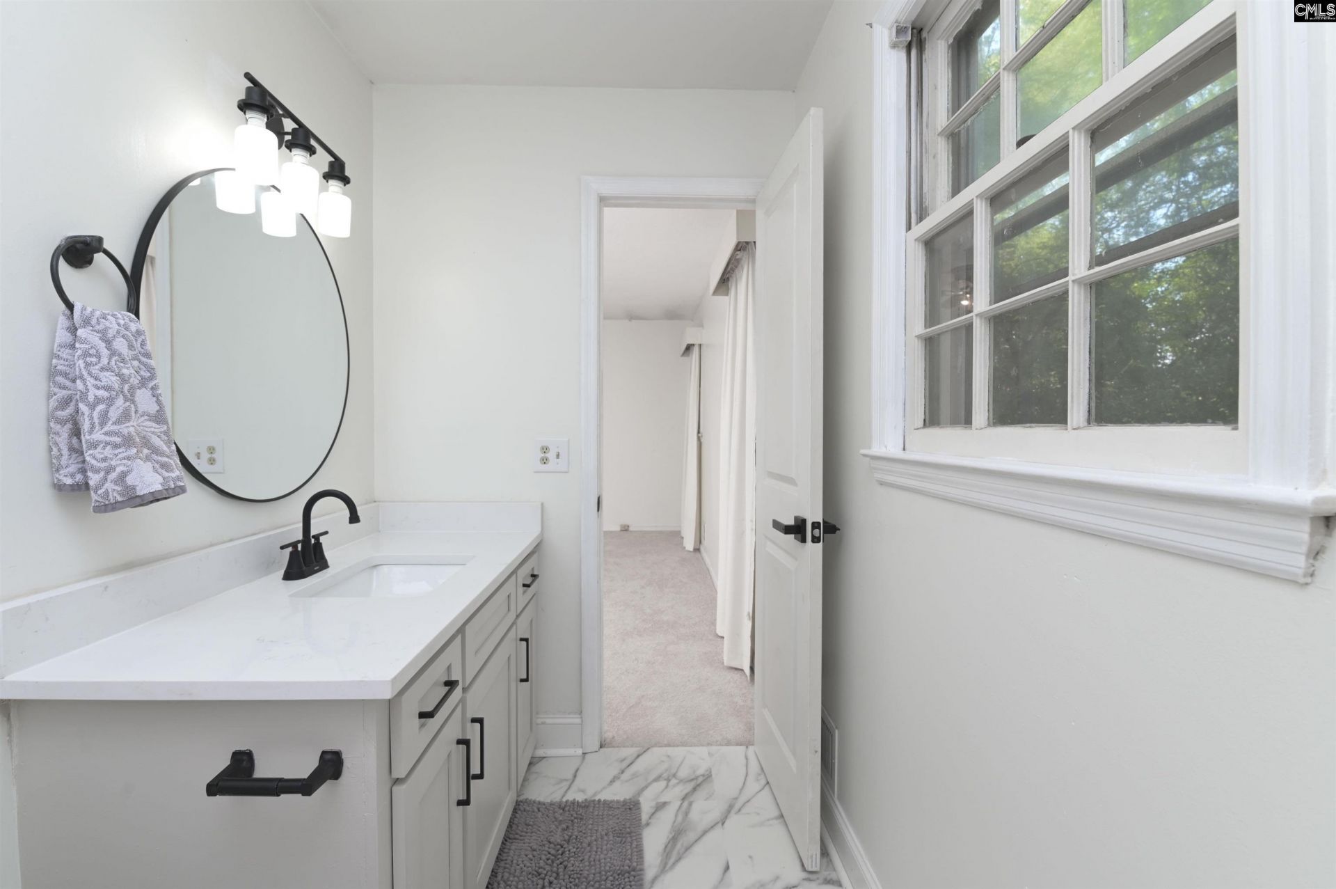 140 Garden Springs Road  Photo 12