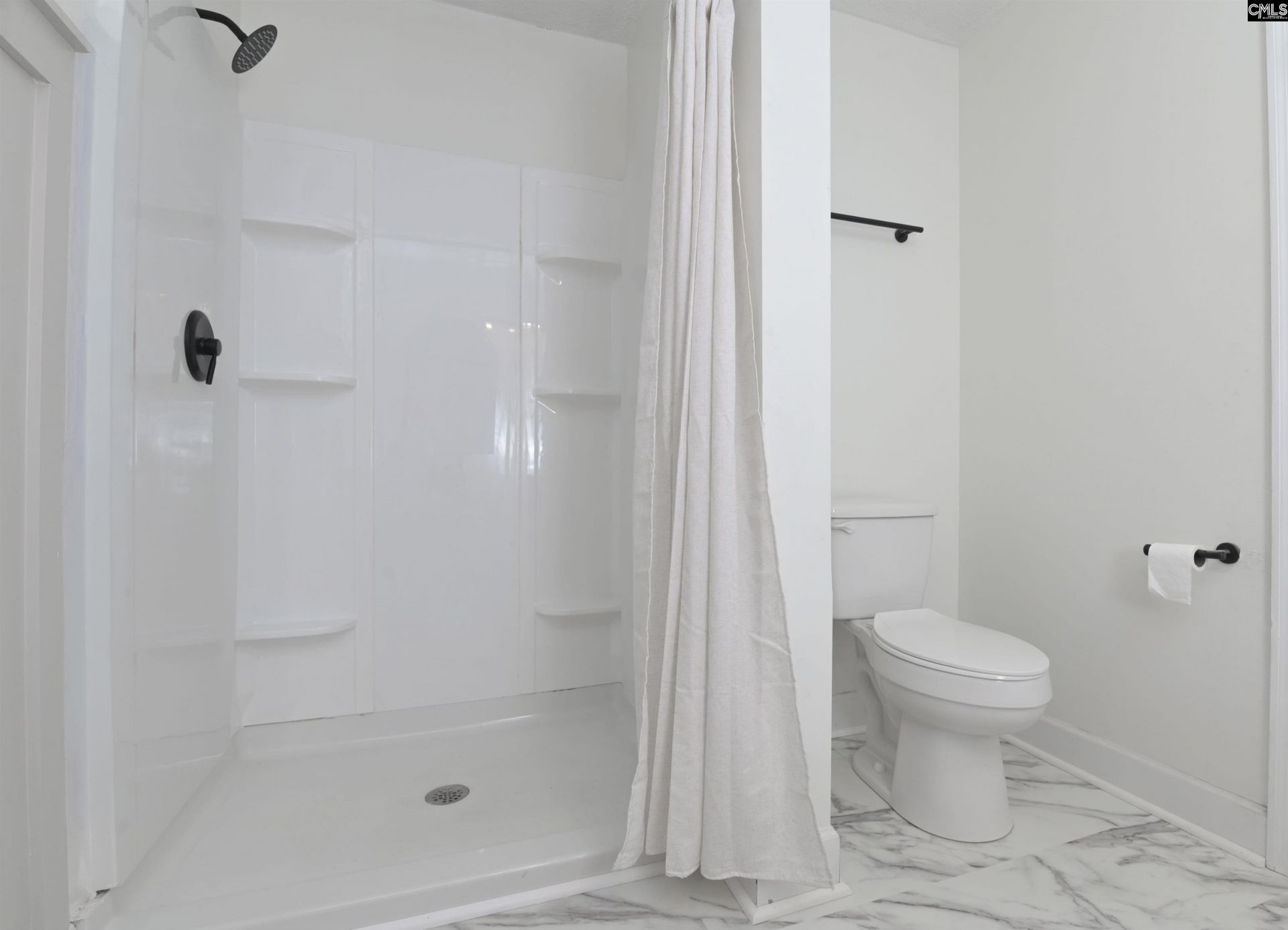 140 Garden Springs Road  Photo 18