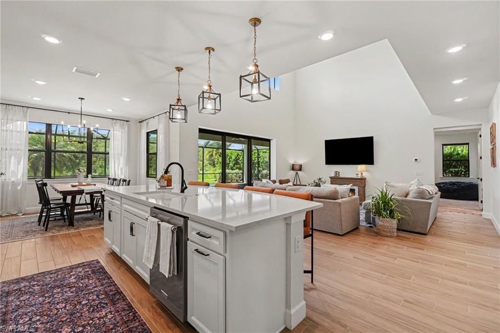 19575 The Place Blvd , Estero, FL 33928 Photo