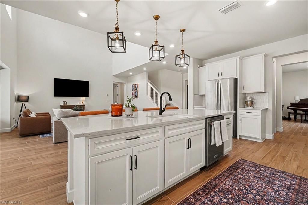19575 The Place Blvd , Estero, FL 33928 Photo