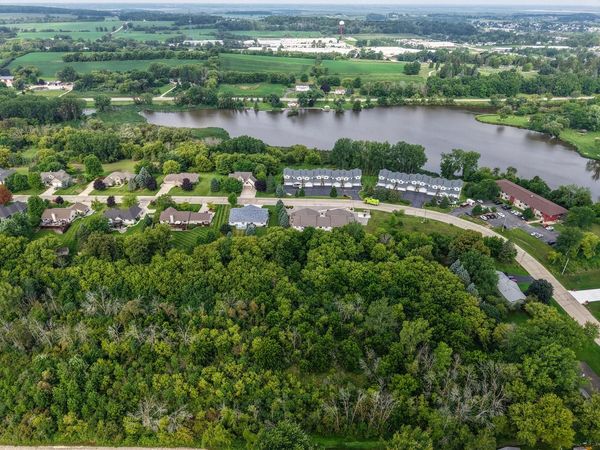 Lt1 BETTERWAY DRIVE, Mayville, WI 53050