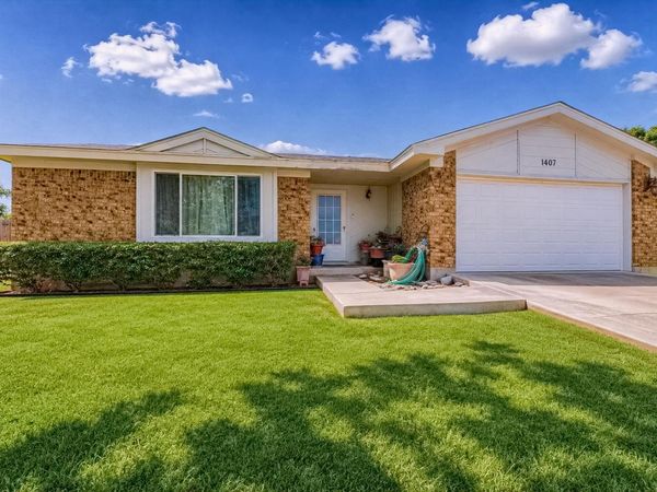 1407 Gatlinburg DR, Pflugerville, TX 78660