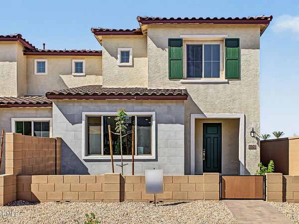 2262 S Jeffry Street, Gilbert, AZ 85295