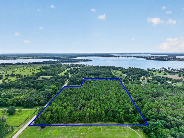 DUDLEY AVENUE , MOUNT DORA, FL 32757