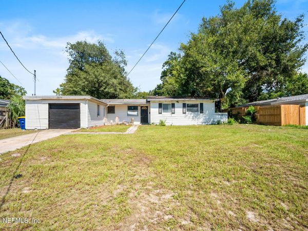 2935 MANSION Road, Jacksonville, FL 32277