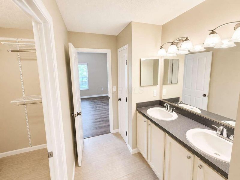 7350 Kirklington Street , Lewis Center, OH 43035 Photo 23