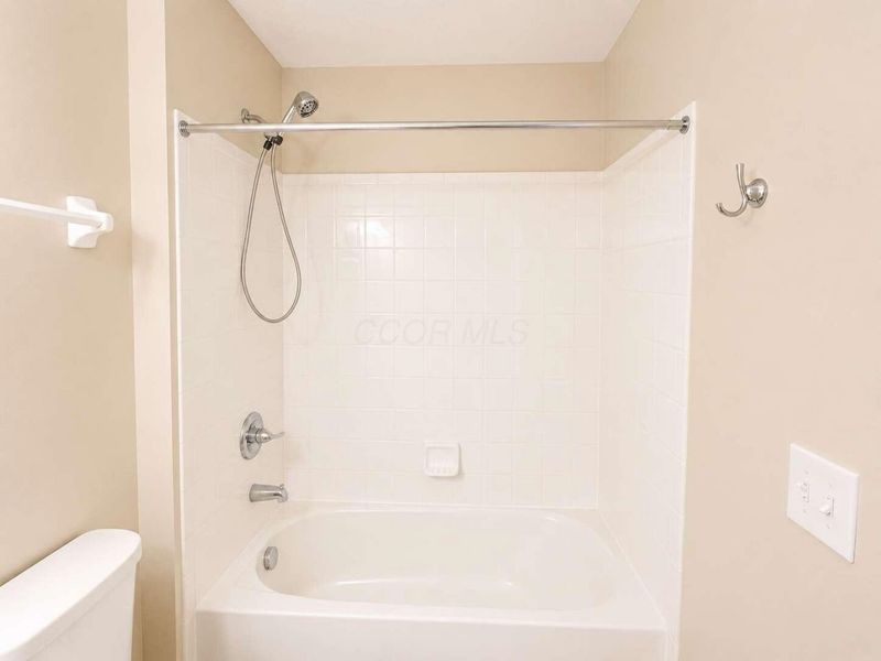 7350 Kirklington Street , Lewis Center, OH 43035 Photo 40