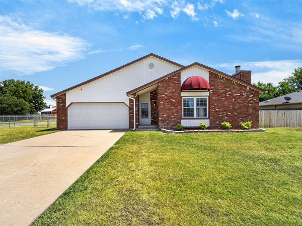 8221 N 122nd East Avenue, Owasso, OK 74055