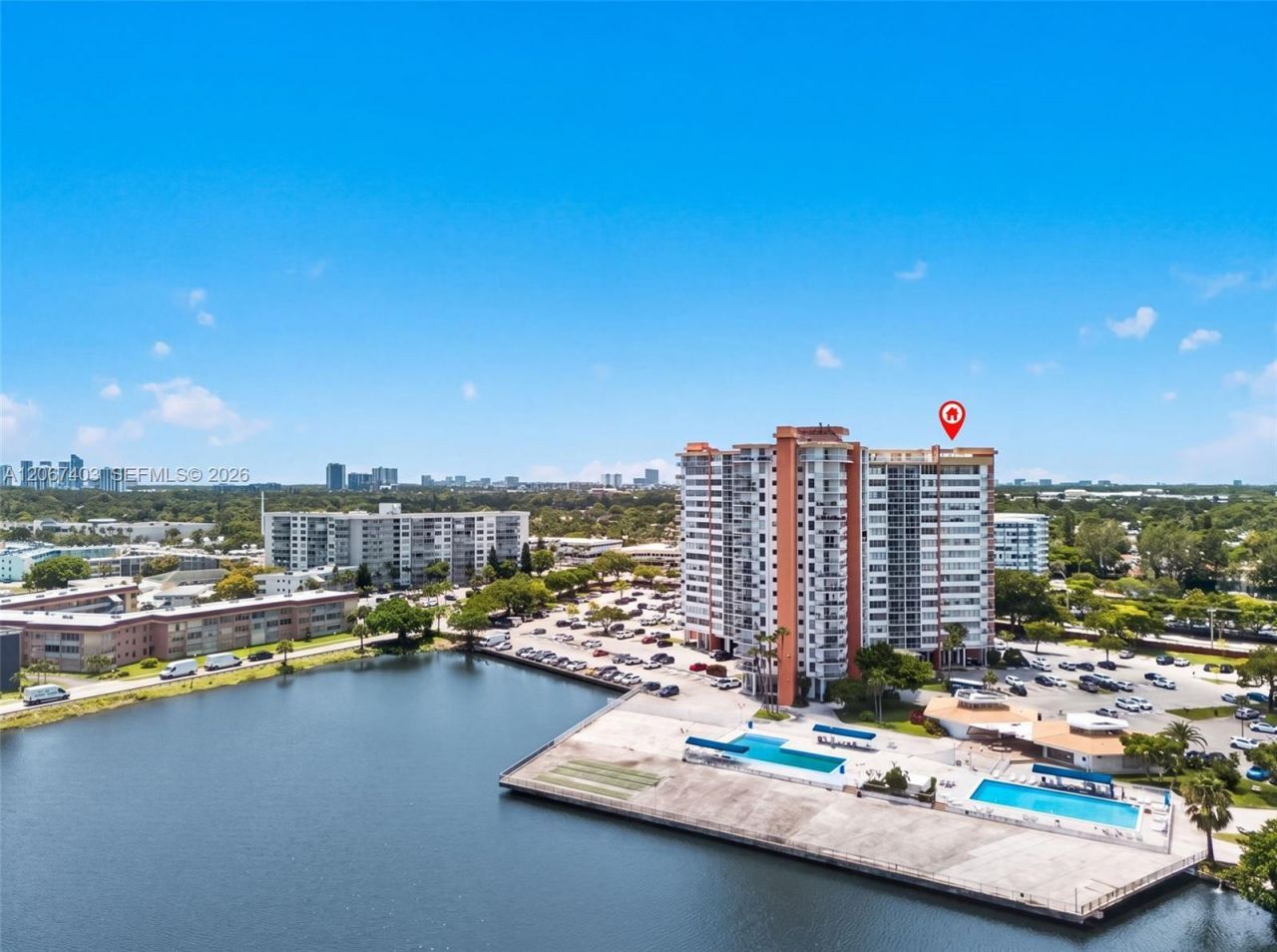 1351 NE Miami Gardens Dr, Unit PH1725E, Miami, FL 33179 Photo