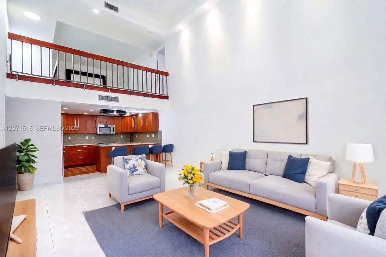 20347 W Country Club Dr , Unit TH15, Aventura, FL 33180 Photo