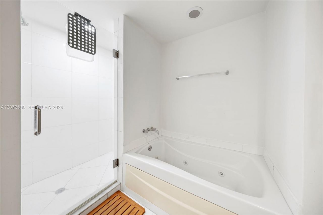 55 SE 6th St , Unit 1708, Miami, FL 33131 Photo