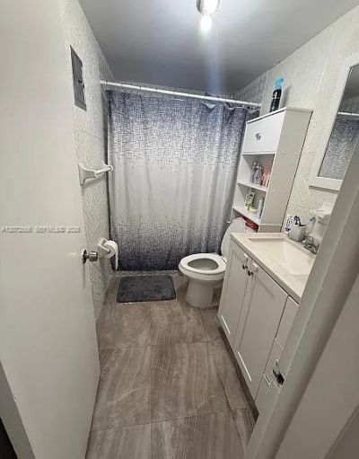 4655 Palm Ave , Unit 209, Hialeah, FL 33012 Photo