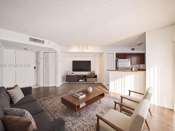 771 N Pine Island Rd , Unit 205, Plantation, FL 33324