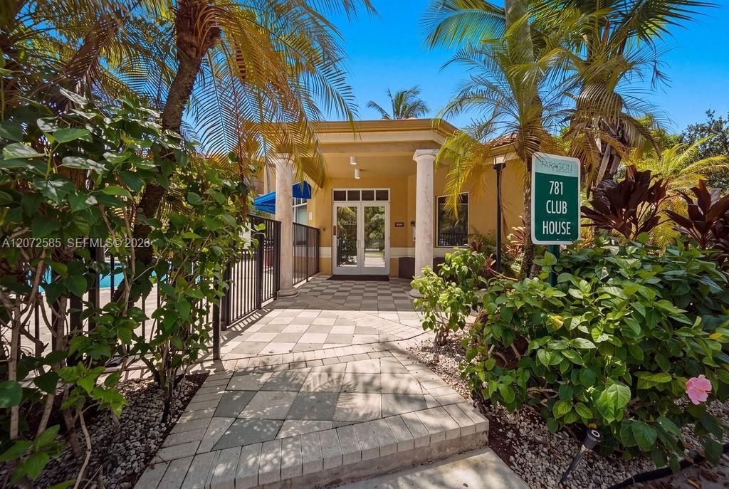 771 N Pine Island Rd , Unit 205, Plantation, FL 33324 Photo
