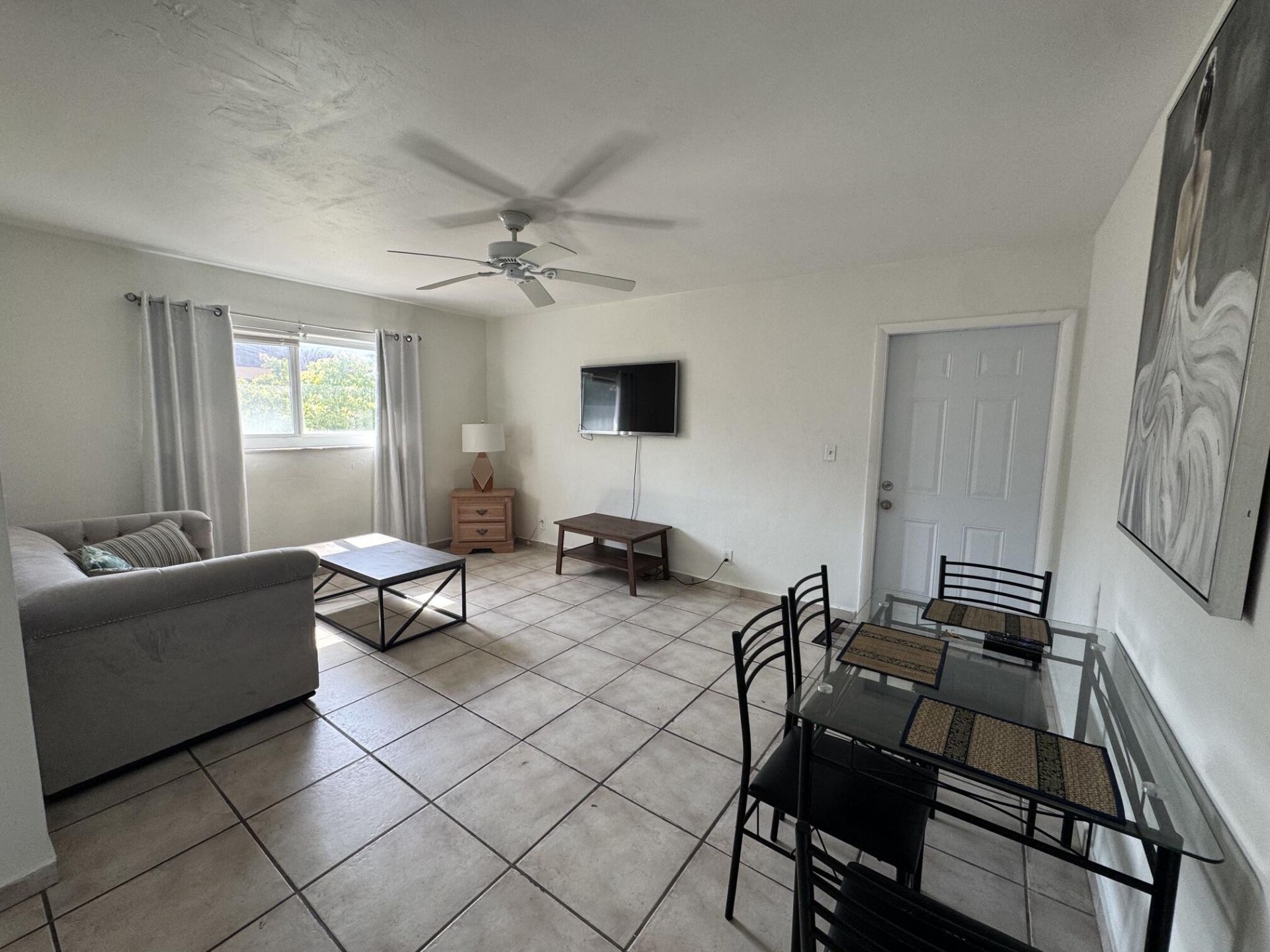 811 SE 16th Street, Unit 208, Fort Lauderdale, FL 33316 Photo
