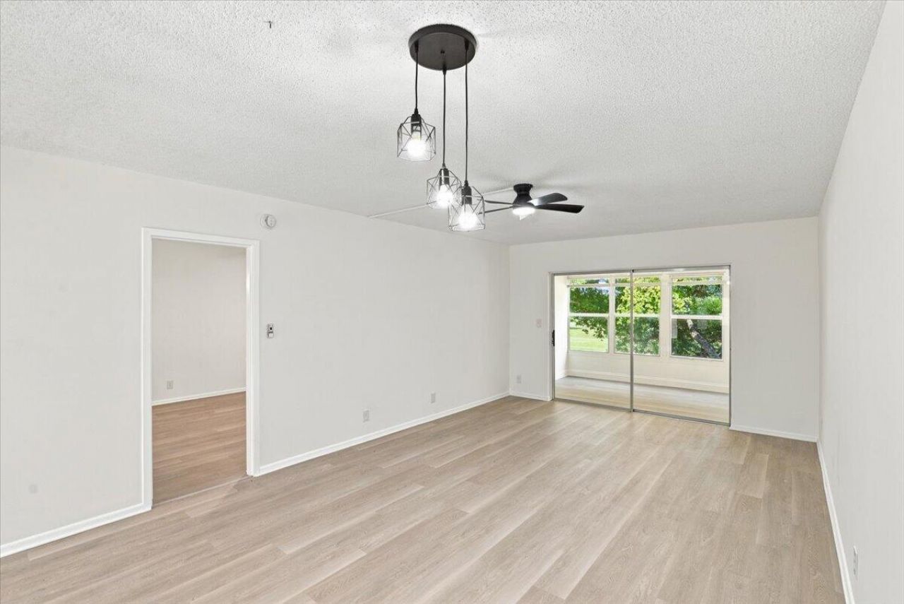 1050 Country Club Drive, Unit 306, Margate, FL 33063 Photo
