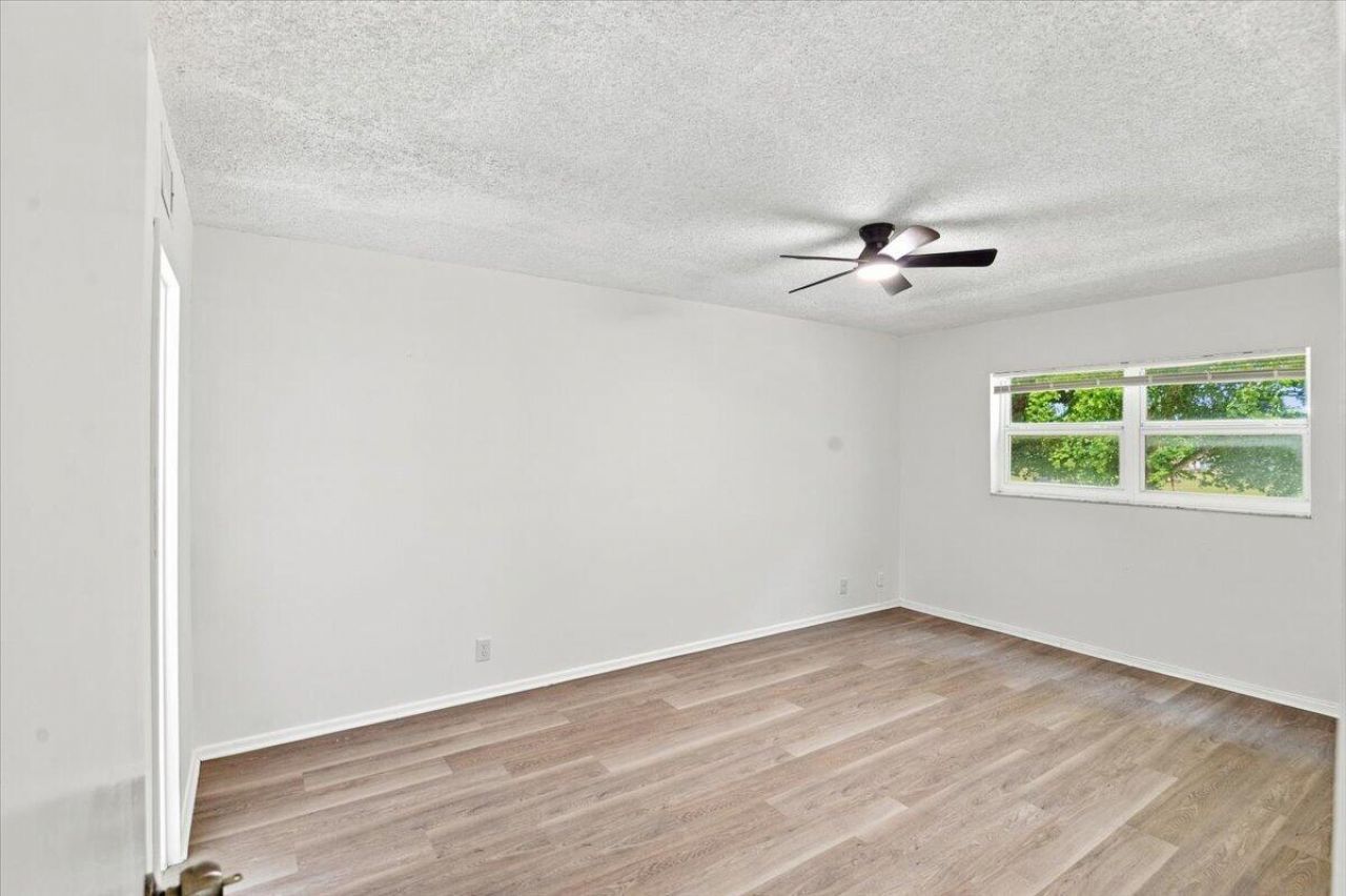 1050 Country Club Drive, Unit 306, Margate, FL 33063 Photo