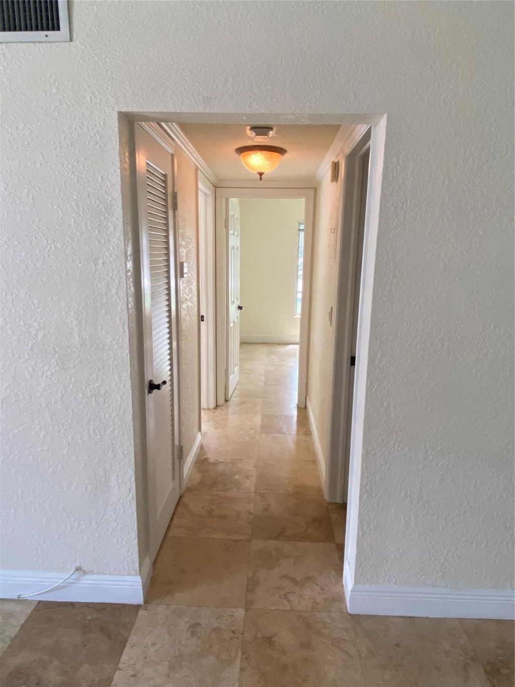 2200 NE 66th Street, Unit 1412, Fort Lauderdale, FL 33308 Photo