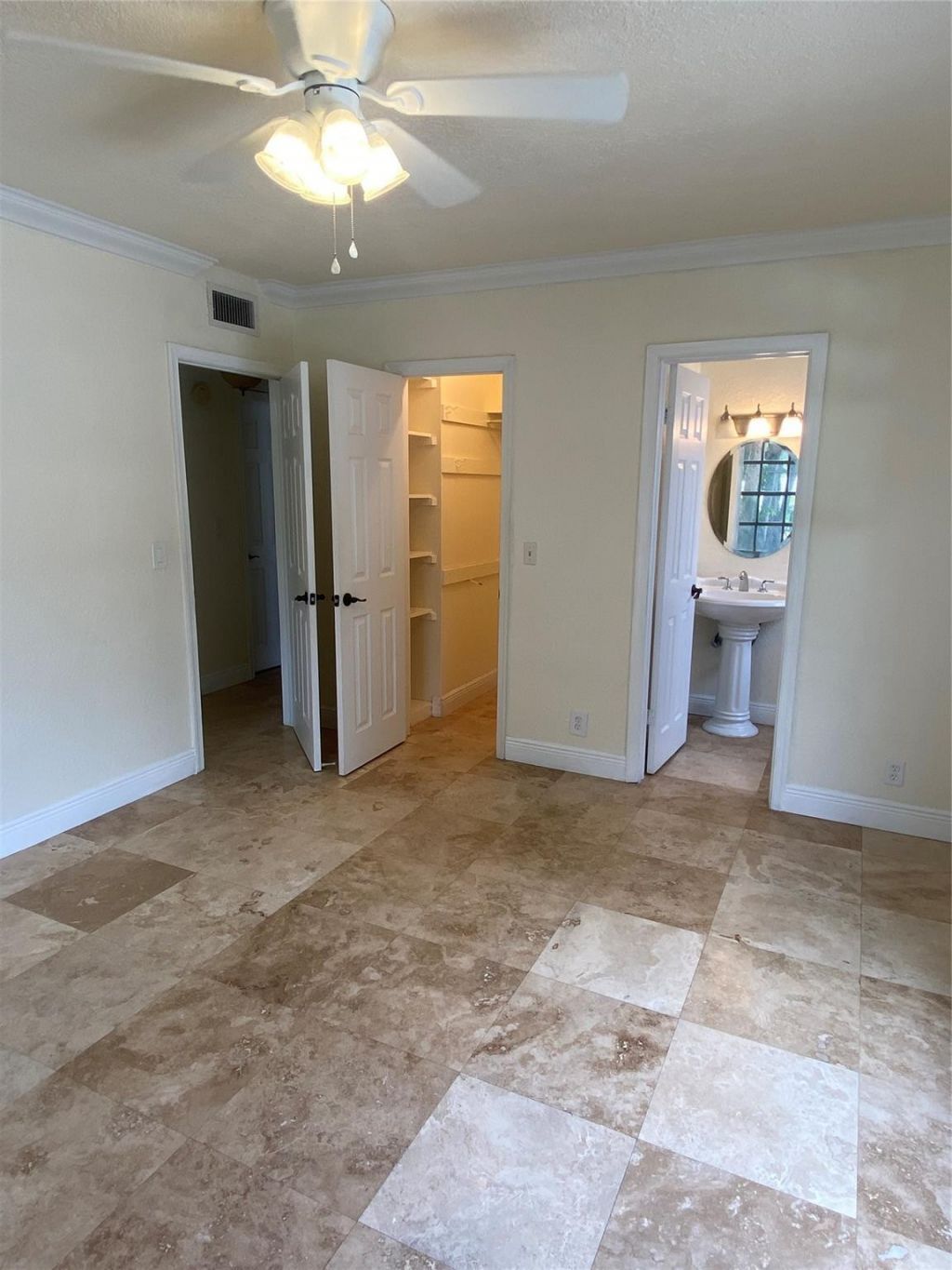 2200 NE 66th Street, Unit 1412, Fort Lauderdale, FL 33308 Photo