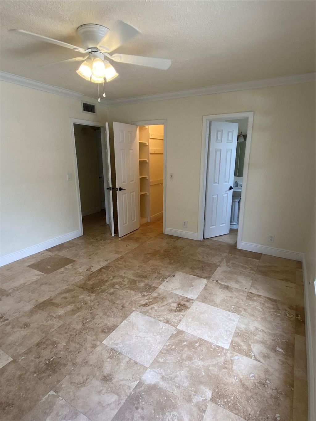 2200 NE 66th Street, Unit 1412, Fort Lauderdale, FL 33308 Photo