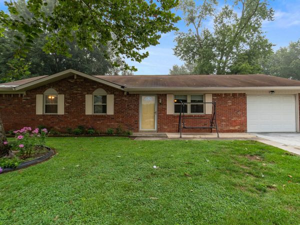 7417 Snowflake Drive , Indianapolis, IN 46227