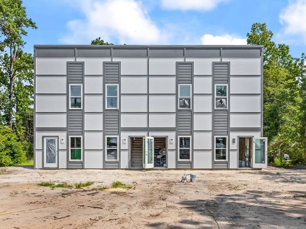 134 Professional Ln., Pawleys Island, SC 29585