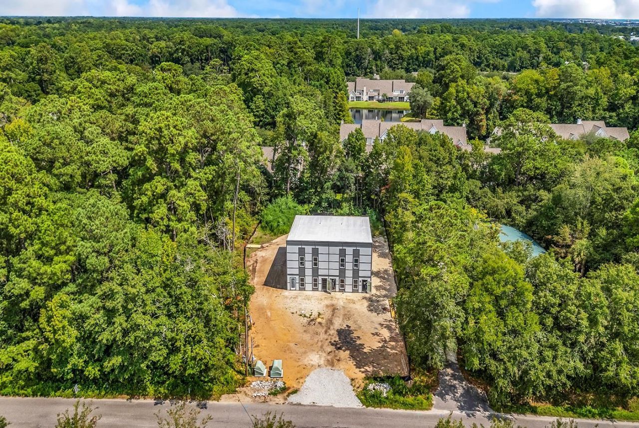 134 Professional Ln. Photo 11
