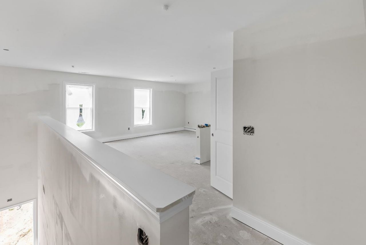 134 Professional Ln. Photo 6
