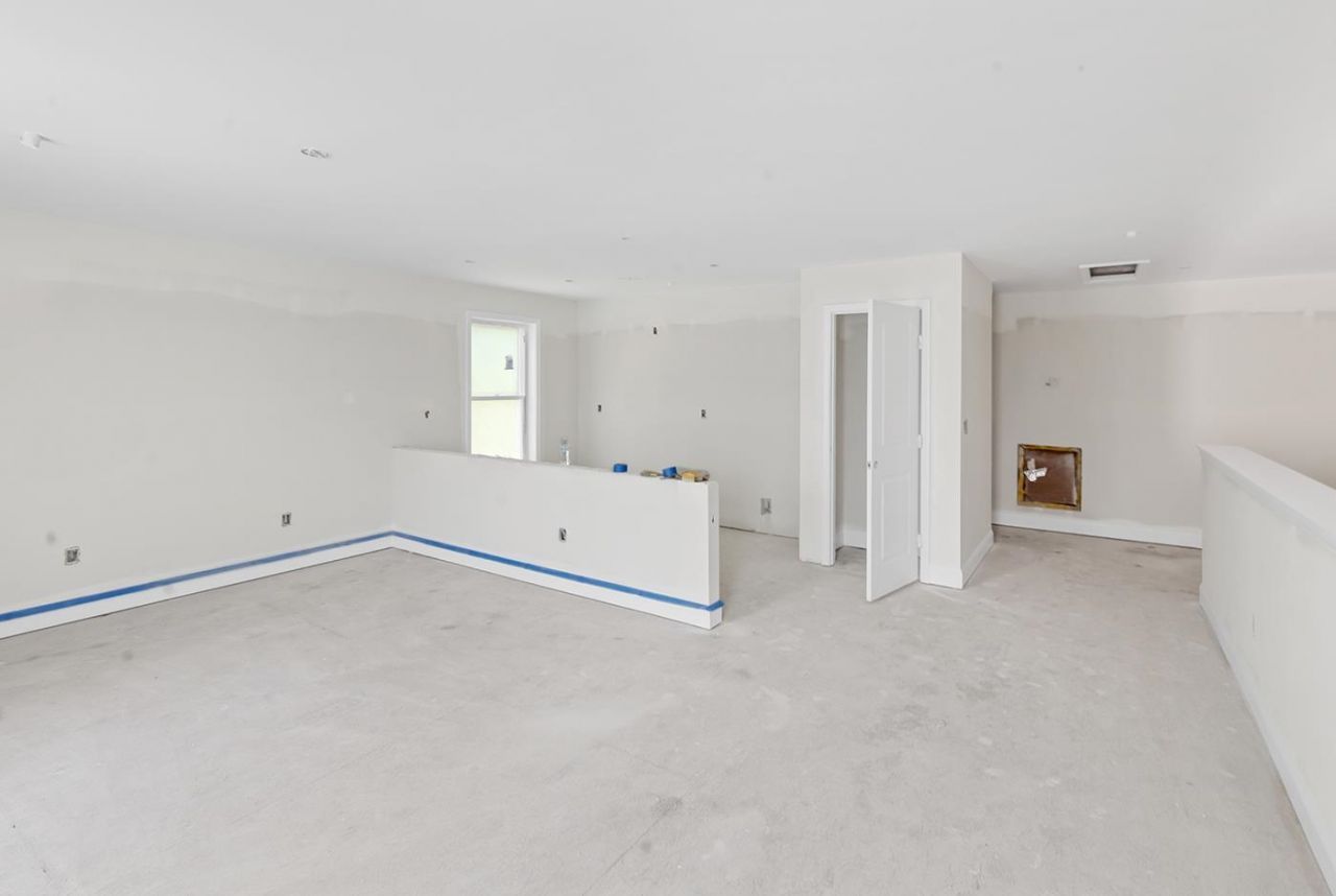 134 Professional Ln. Photo 7