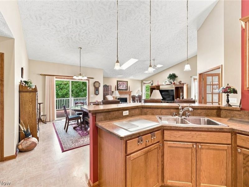 3712 Heron Drive , Lorain, OH 44053 Photo 15