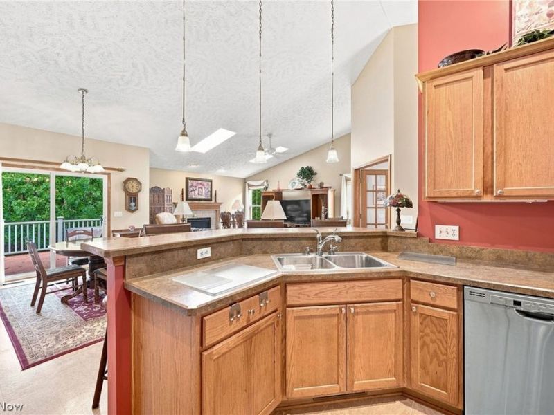 3712 Heron Drive , Lorain, OH 44053 Photo 16